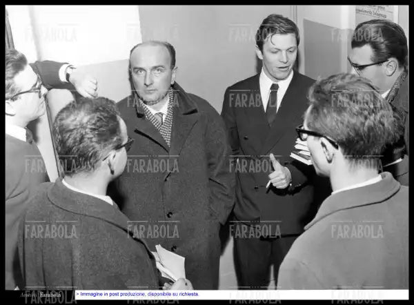 Giovanni Testori e Umberto Orsini, Teatro Nuovo, Milano, 1961 - Farabola Immagine digitale
