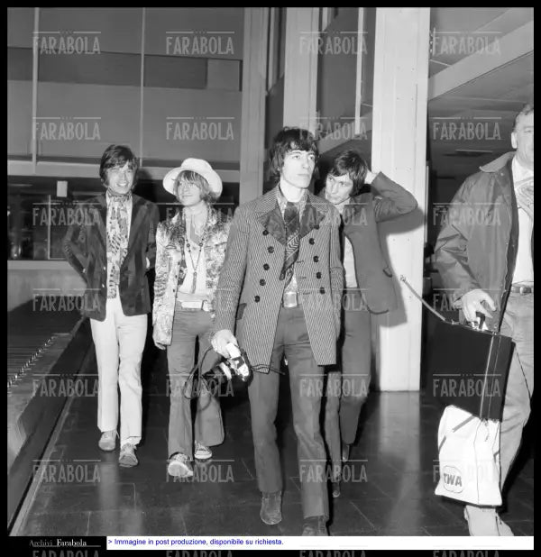 I Rolling Stones arrivano a Linate, Milano, 1967 - Farabola Immagine digitale