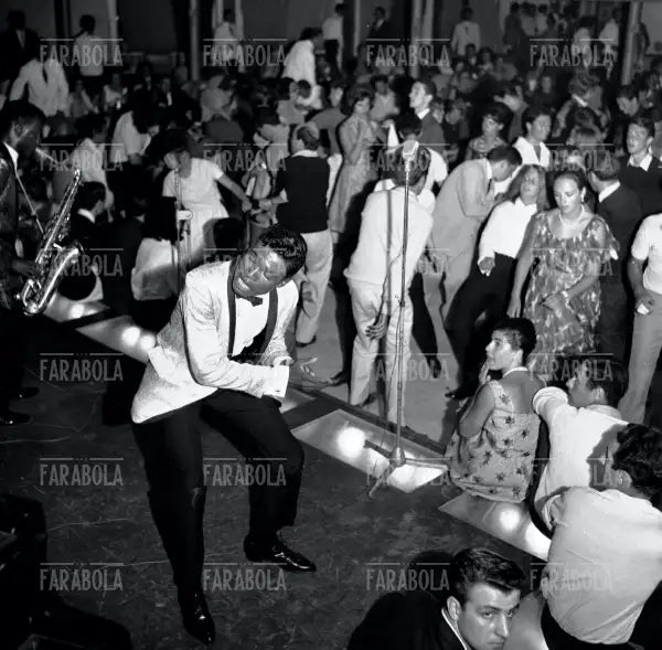 Il locale La Bussola, Forte dei Marmi, 1962 - Farabola Immagine digitale