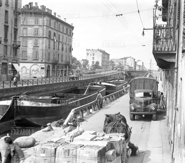 Il Naviglio Grande, Milano, 1948 - Farabola Immagine digitale