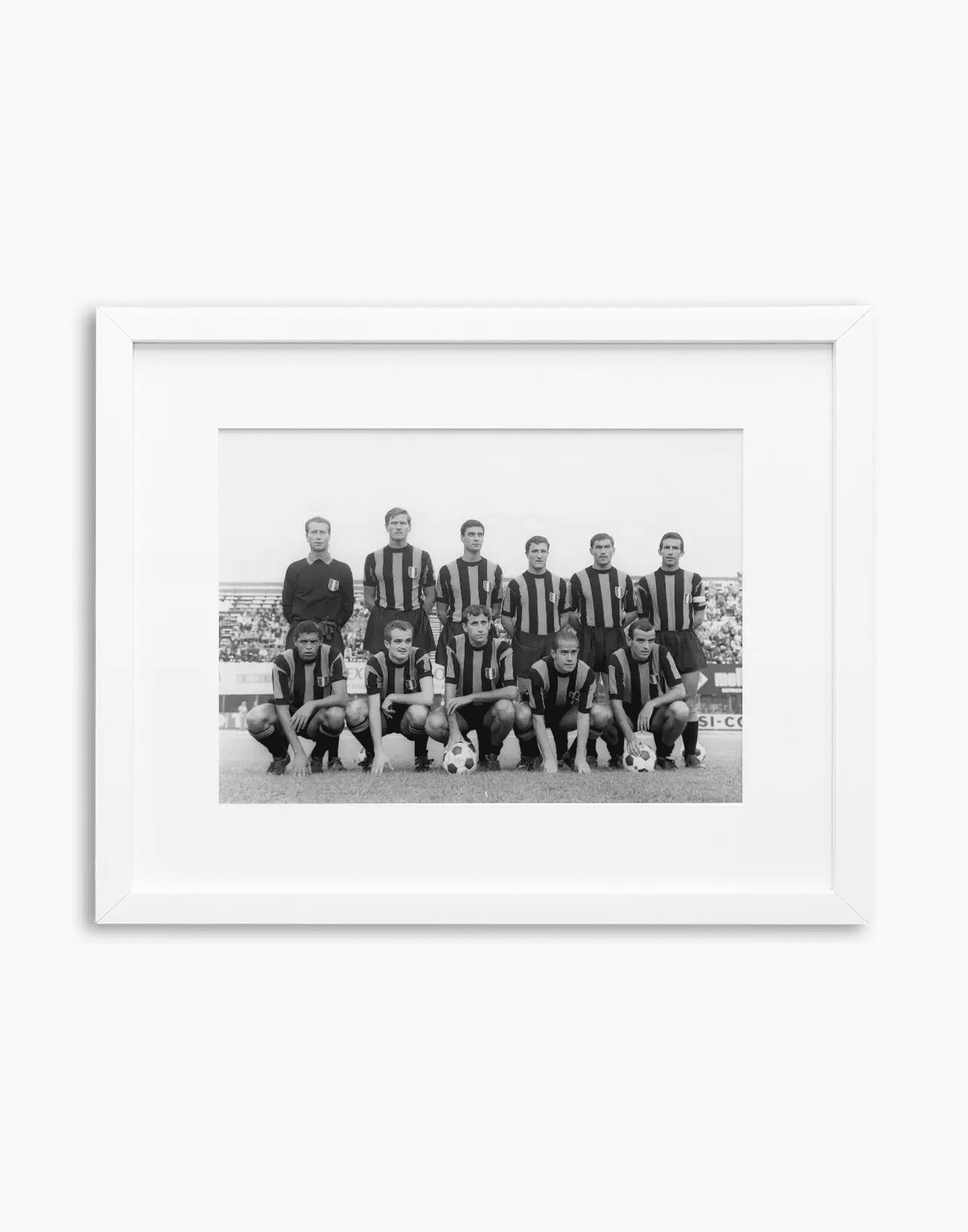 Inter, Formazione, 1965 — stampa fine art con cornice bianca