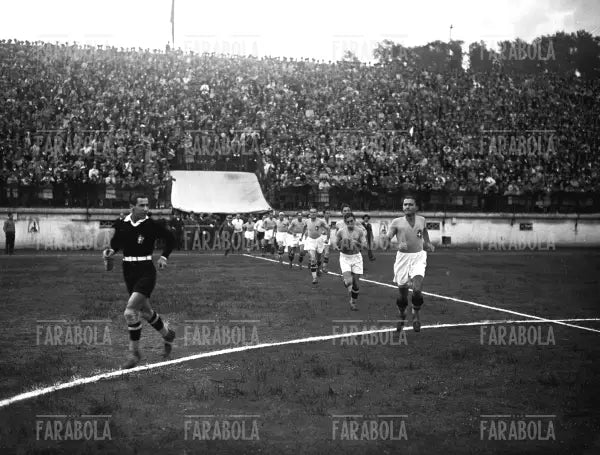 Italia vs Cecoslovacchia, 1931 - Farabola Immagine digitale