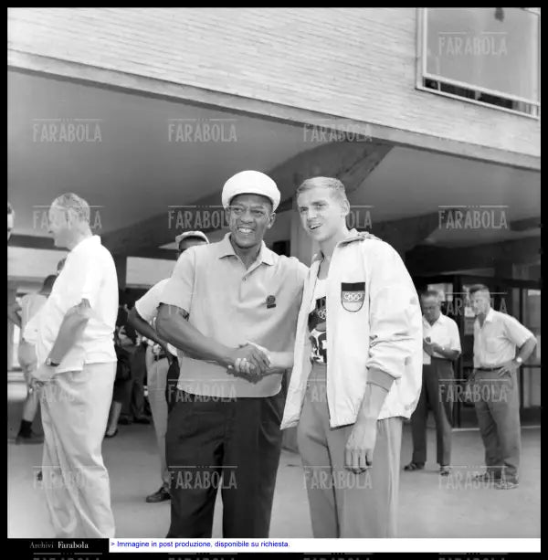 Jesse Owens e Armin Hary, Olimpiadi di Roma, 1960 - Farabola Immagine digitale