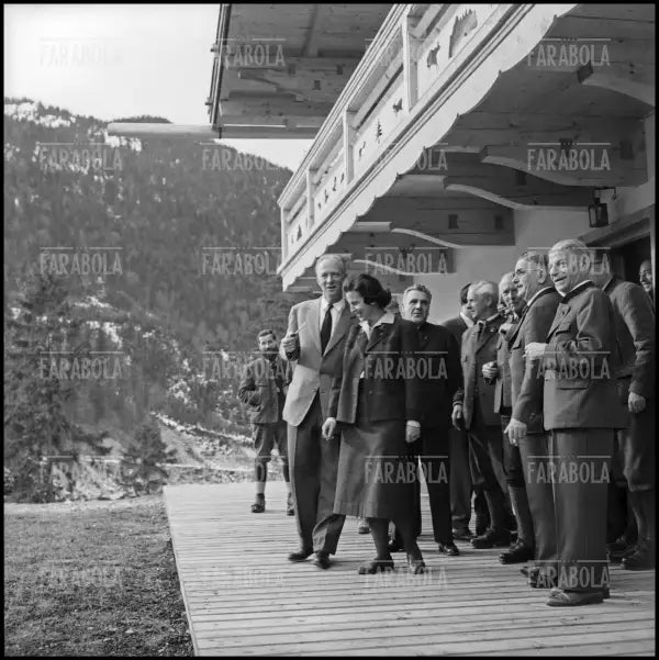 Leopoldo III del Belgio con la moglie Lilian e l'ex cancelliere austriano Leopold Figl, 1959 - Farabola Immagine digitale