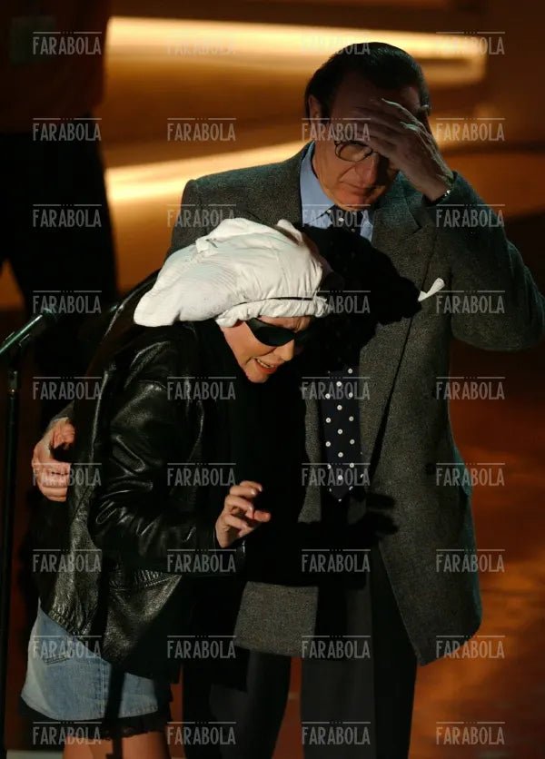 Loredana Bertè e Pippo Baudo, Festival di Sanremo, 2002 - Farabola Immagine digitale