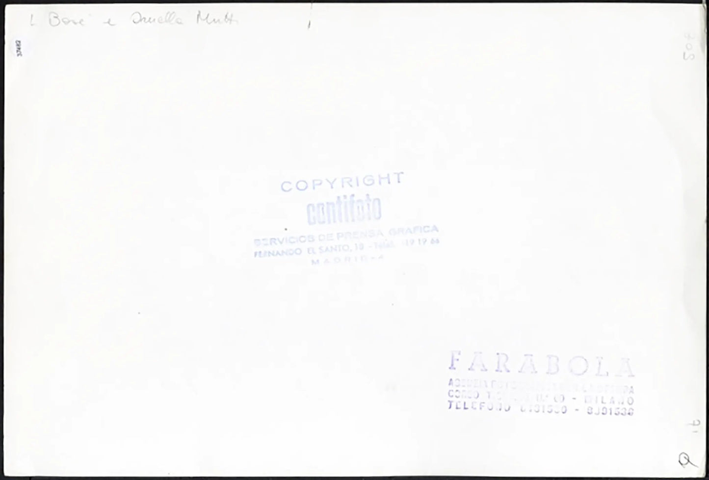 Lucia Bosé e Ornella Muti 1971 Ft 37482 - Stampa 20x30 cm - Farabola Stampa ai sali d'argento