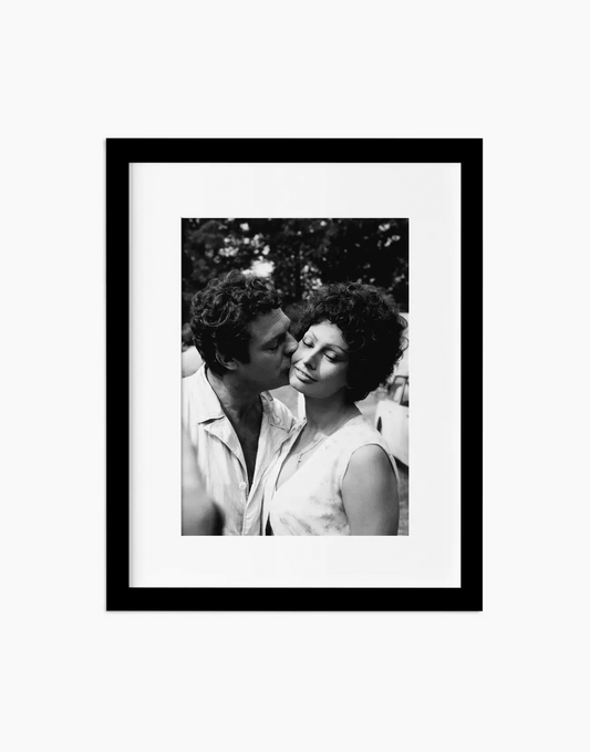 Marcello Mastroianni e Sophia Loren, film I Girasoli - Farabola WhiteWall App Product