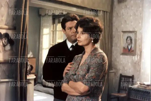 Marcello Mastroianni e Sophia Loren nel film Una giornata particolare, 1977 - Farabola Immagine digitale