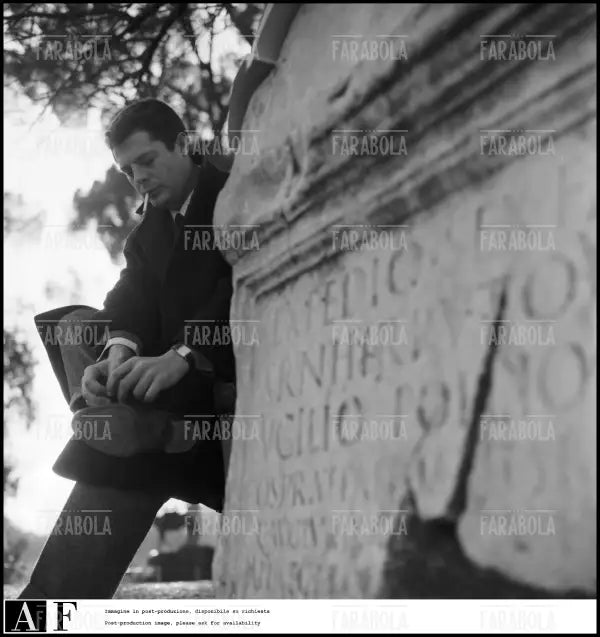 Marcello Mastroianni, Roma, 1958 - Farabola Immagine digitale