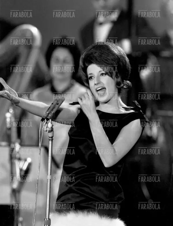 Mina, Festival di Sanremo, 1961 - Farabola Immagine digitale