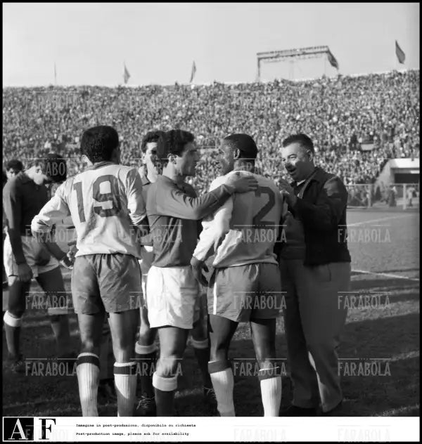 Mondiali di calcio in Cile, Brasile vs Cile, 1962 - Farabola Immagine digitale