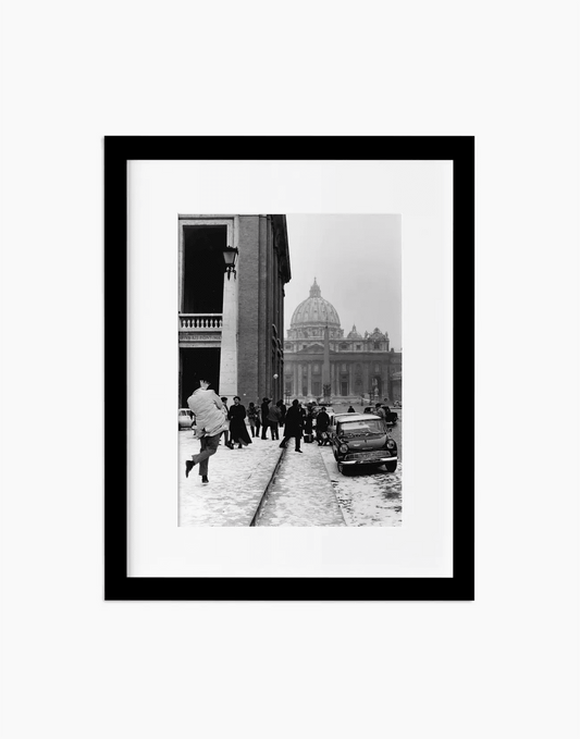 Neve a San Pietro, Roma 1963 - Farabola WhiteWall App Product
