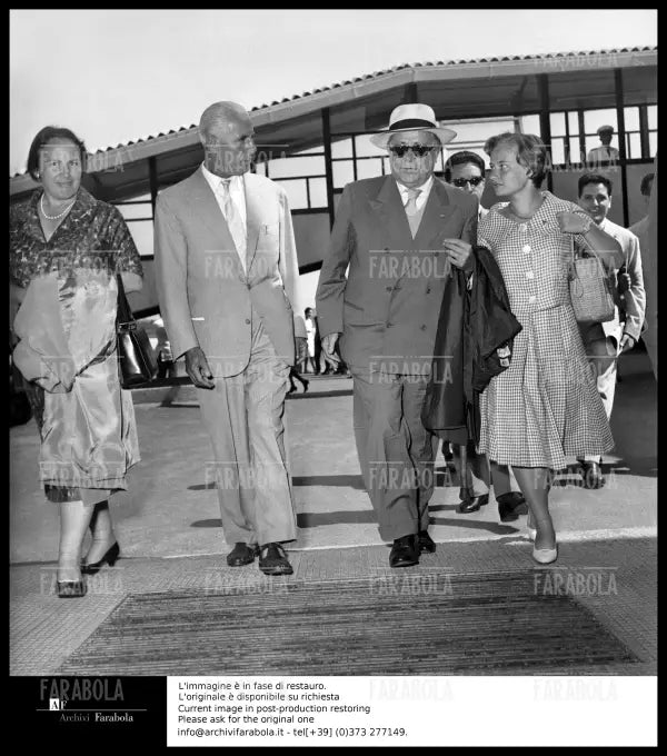 Nilde Iotti, Giuseppe Alberganti, Palmiro Togliatti e Marisa Malagoli a Malpensa, Milano, 1958 - Farabola Immagine digitale