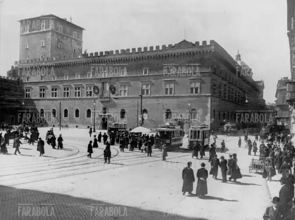 Palazzo Venezia, Roma, 1906 - Farabola Immagine digitale