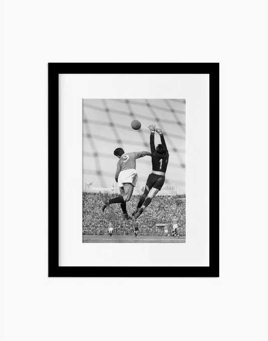 Parata di Puccioni, Inter-Napoli 1952 — stampa fine art con cornice nera