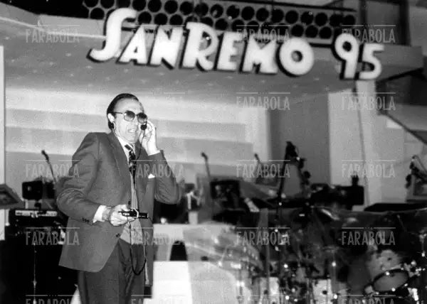 Pippo Baudo, prove del Festival di Sanremo, 1995 - Farabola Immagine digitale