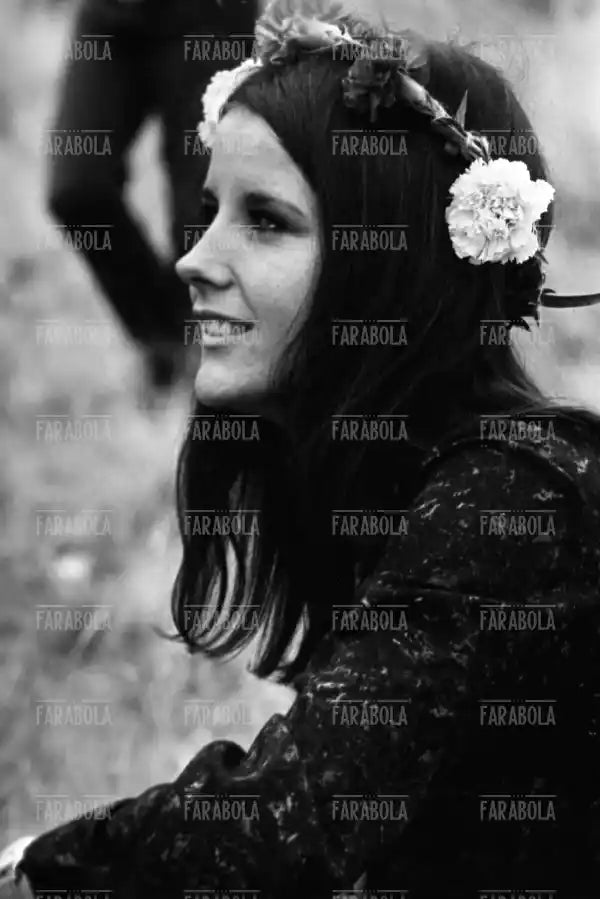 Raduno di hippies per il Festival of the Flower Children, Bedford, 1967 - Farabola Immagine digitale
