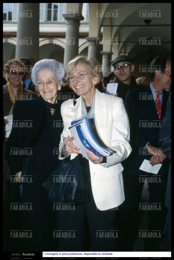 Rita Levi-Montalcini ed Emma Bonino, Milano, 1999