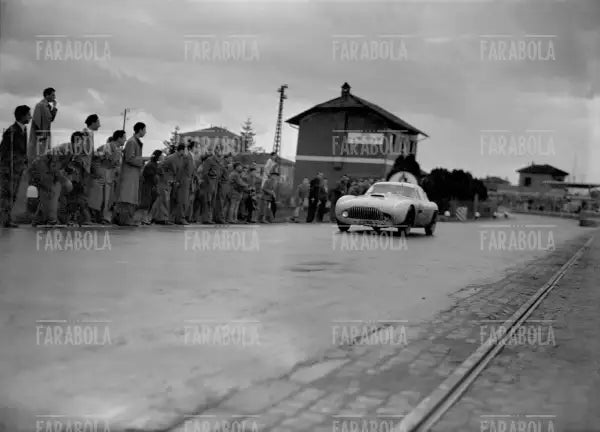 Rol e Munaron su Siata 208, Mille Miglia, 1952 - Farabola Immagine digitale