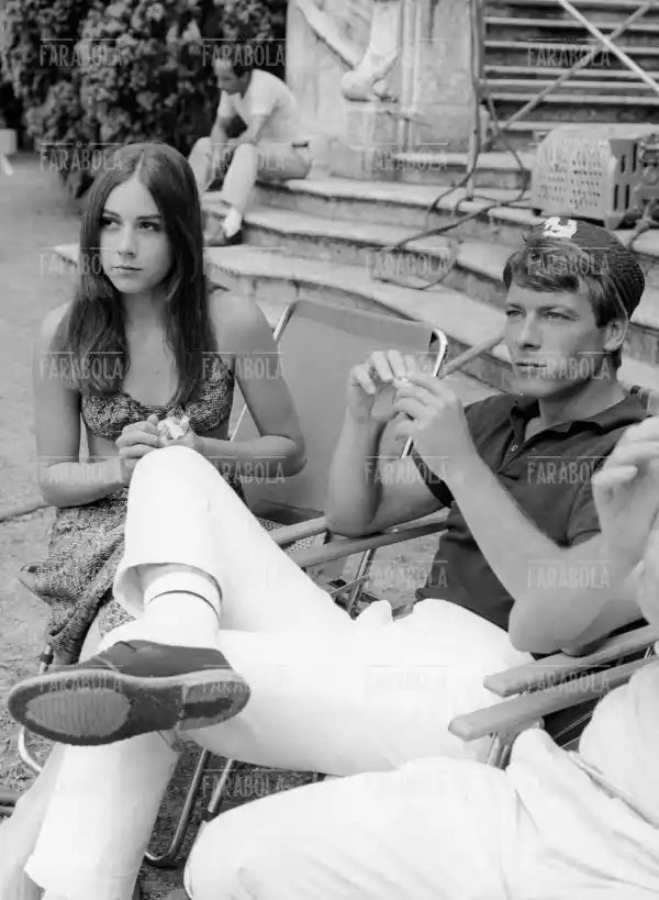 Romina Power e Robert Hoffman sul set del film Come imparai ad amare le donne, 1966 - Farabola Immagine digitale