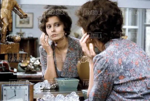 Sophia Loren nel film Una giornata particolare, 1977 - Farabola Immagine digitale
