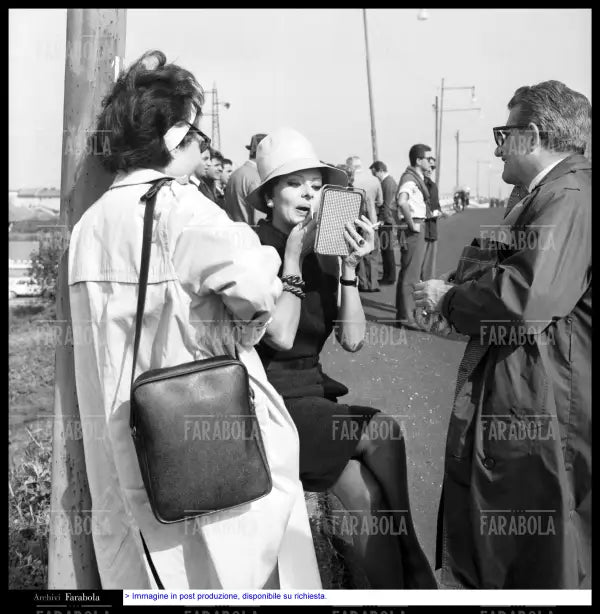 Sophia Loren sul set del film Ieri, Oggi, domani, 1963 - Farabola Immagine digitale