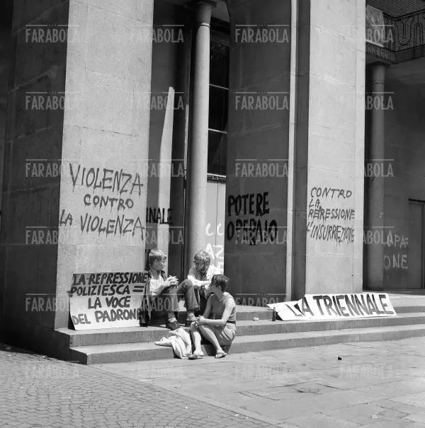 Studenti occupano Triennale di Milano, 1968 - Farabola Immagine digitale