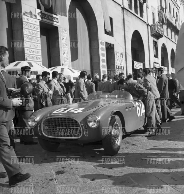 Taruffi su Ferrari 340, Mille Miglia, 1952 - Farabola Immagine digitale