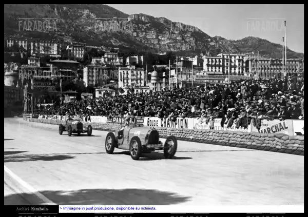 Tazio Nuvolari al Gp di Monaco, 1933 - Farabola Immagine digitale