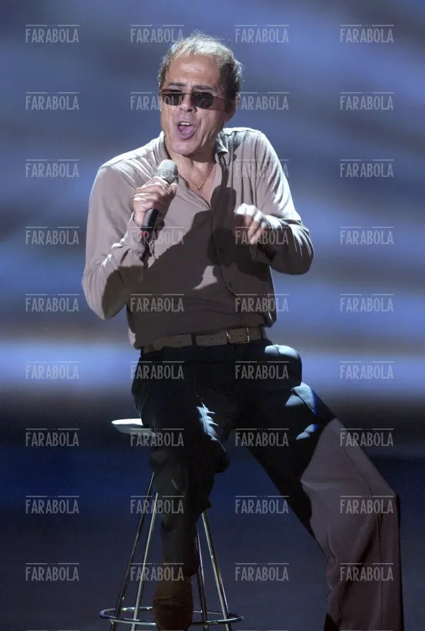 Teo Teocoli nei panni di Adriano Celentano, 2004 - Farabola Immagine digitale