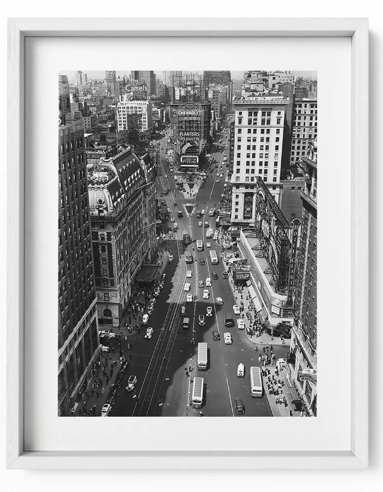 Times Square, New York 1937 - Farabola Fotografia