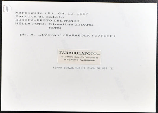 Zidane e Hong Europa-Resto del Mondo 1997 Ft 35302 - Stampa 20x15 cm - Farabola Stampa ai sali d'argento