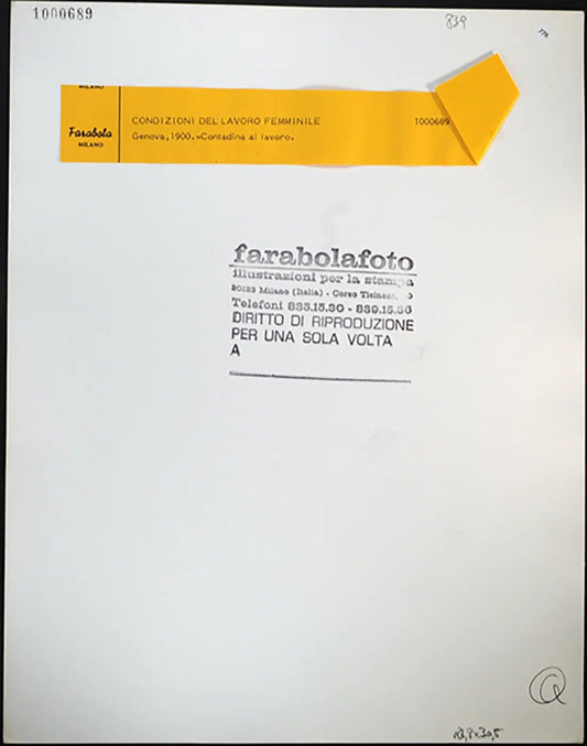 Genova Contadina al lavoro 1900 Ft 776 - Stampa 30x24 cm - Farabola Stampa ai sali d'argento
