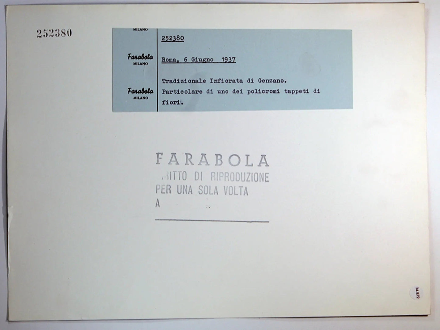 Infiorata di Genzano 1937 Ft 34872 - Stampa 30x24 cm - Farabola Stampa ai sali d'argento