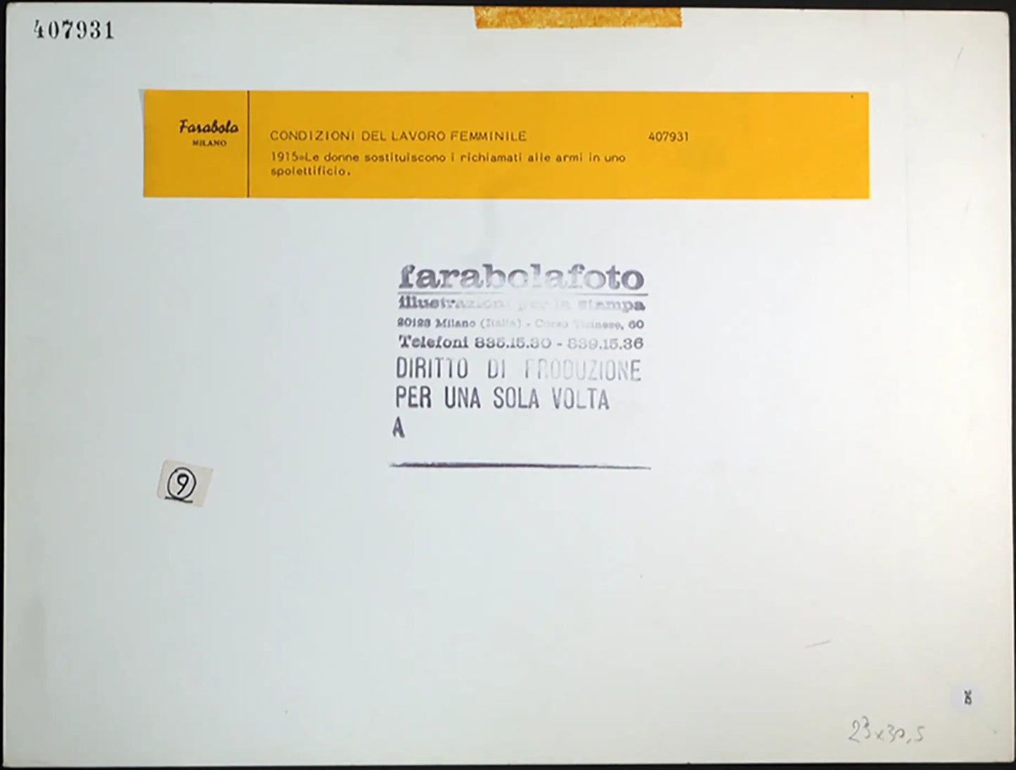 Operaie in uno spolettificio 1915 Ft 242 - Stampa 30x24 cm - Farabola Stampa ai sali d'argento