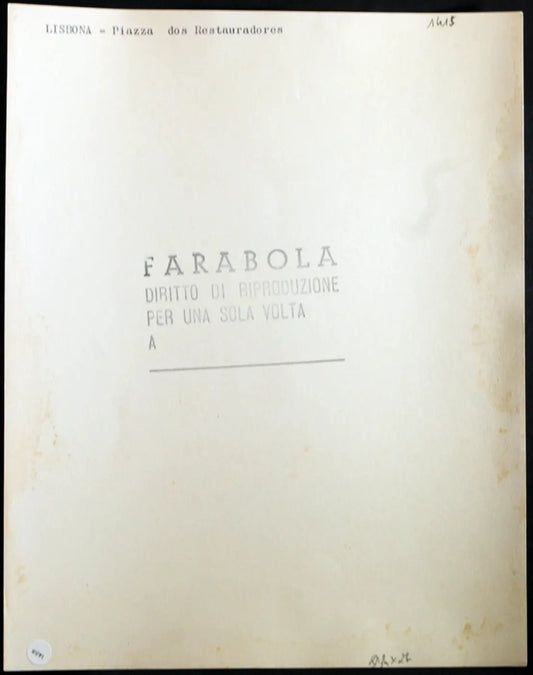 Lisbona Piazza dos Restauradores anni 60 Ft 1468 - Stampa 21x27 cm - Farabola Stampa ai sali d'argento