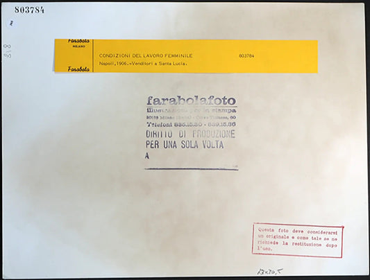 Napoli 1906 Venditori a Santa Lucia Ft 748 - Stampa 30x24 cm - Farabola Stampa ai sali d'argento