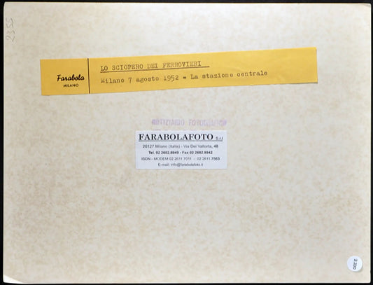 Stazione Centrale Milano 1952 Ft 2330 - Stampa 24x18 cm - Farabola Stampa ai sali d'argento