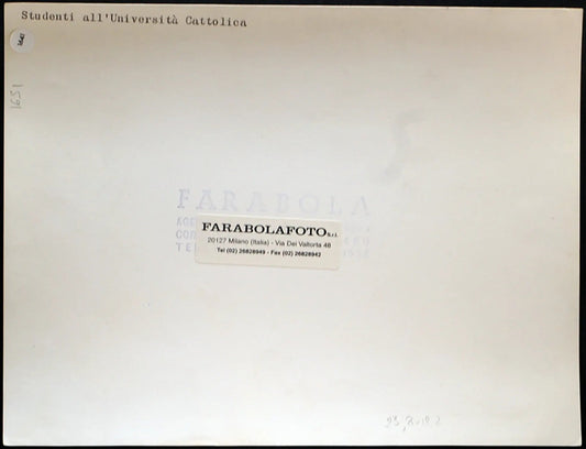 Studenti Università Cattolica anni 60 Ft 1641 - Stampa 24x18 cm - Farabola Stampa ai sali d'argento
