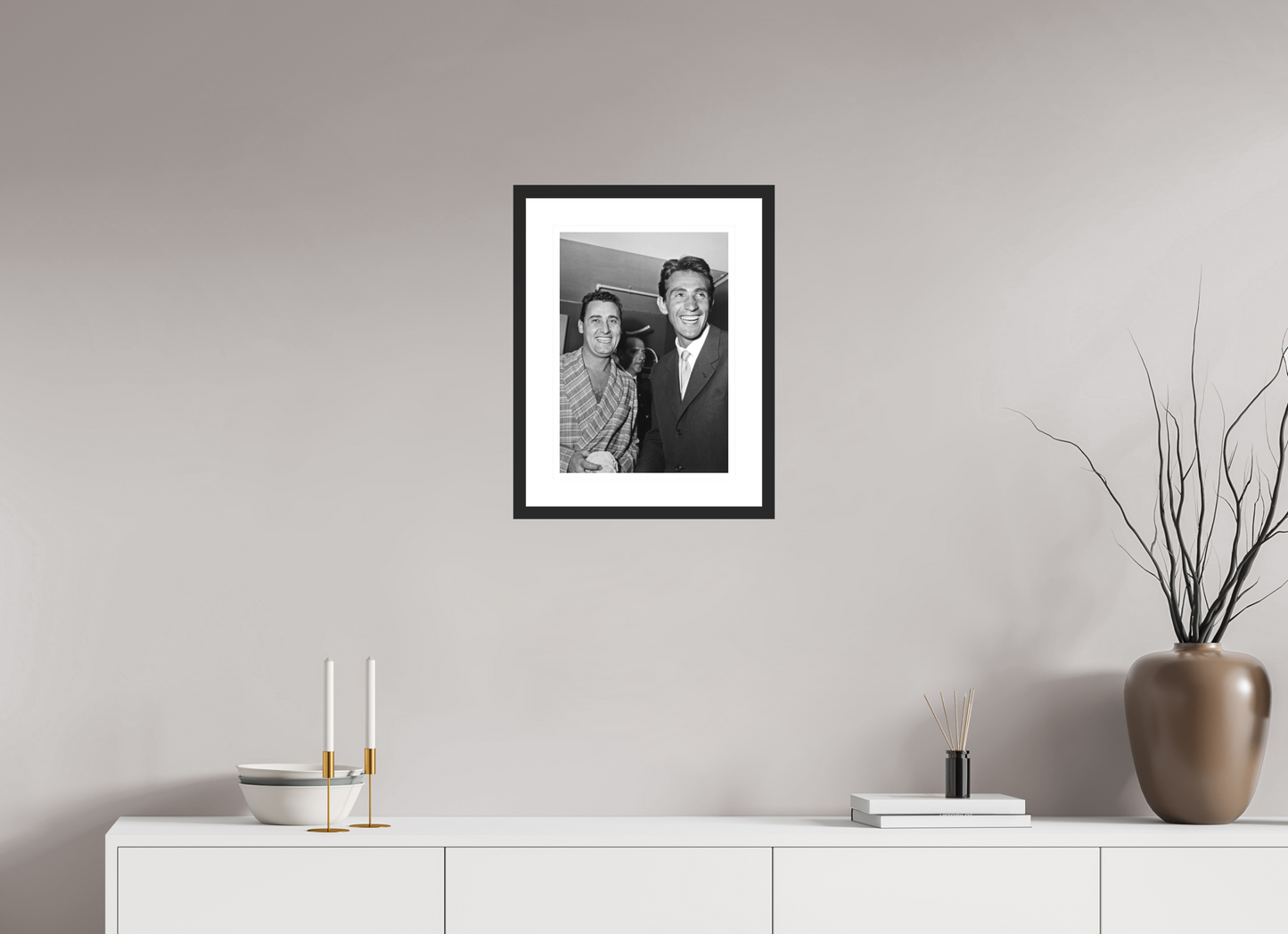 ISO A3 (29,7 x 42 cm), Cornice nera Alberto Sordi e Walter Chiari, 1952