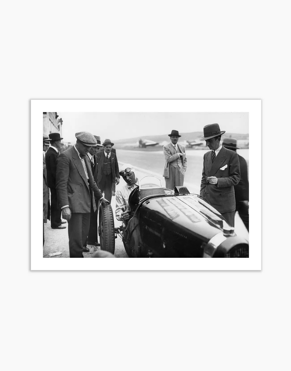 Achille Varzi su Bugatti, 1932