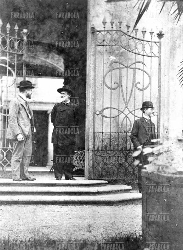 1850 ca.
Nella foto: (da sin.) Tito Ricordi, Giuseppe Verdi e Giulio Ricordi
@ArchiviFarabola [112111 A.I.]