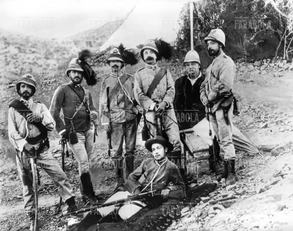 Dogali ( Etiopia )1887 Campagna d'Etiopia
Nella foto da sinistra: l'aiutante del Generale BALDISSERA, il Capitano Manfredo CAMPERIO, il Colonnello Oreste BARATTIERI, il Generale Antonio BALDISSERA, il Conte Avogadro di Quinto e a terra Felice GESSI, segretario di Manfredo CAMPERIO e figlio di Romolo GESSI PASCIA' 
FARABOLAFOTO 259068