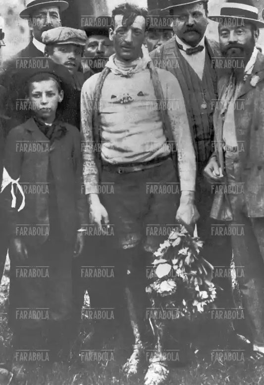 Luigi Ganna vincitore del primo Giro d'Italia, Arena Civica, Milano, 1909