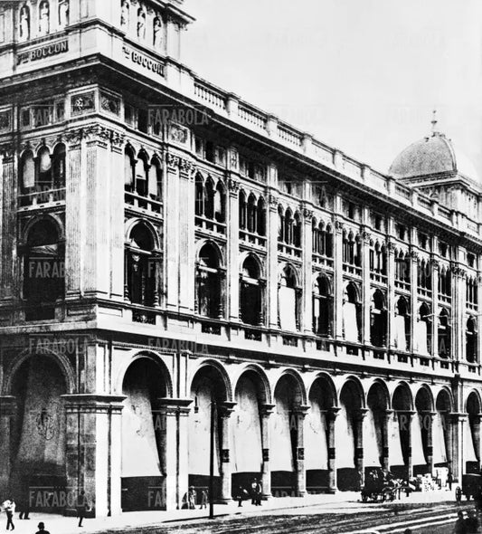 Grandi Magazzini Fratelli Bocconi prima di diventare La Rinascente, Milano, 1917