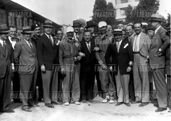 Biagioni e Ferrari festeggiati, Giro d'Italia automobilistico, anni 30