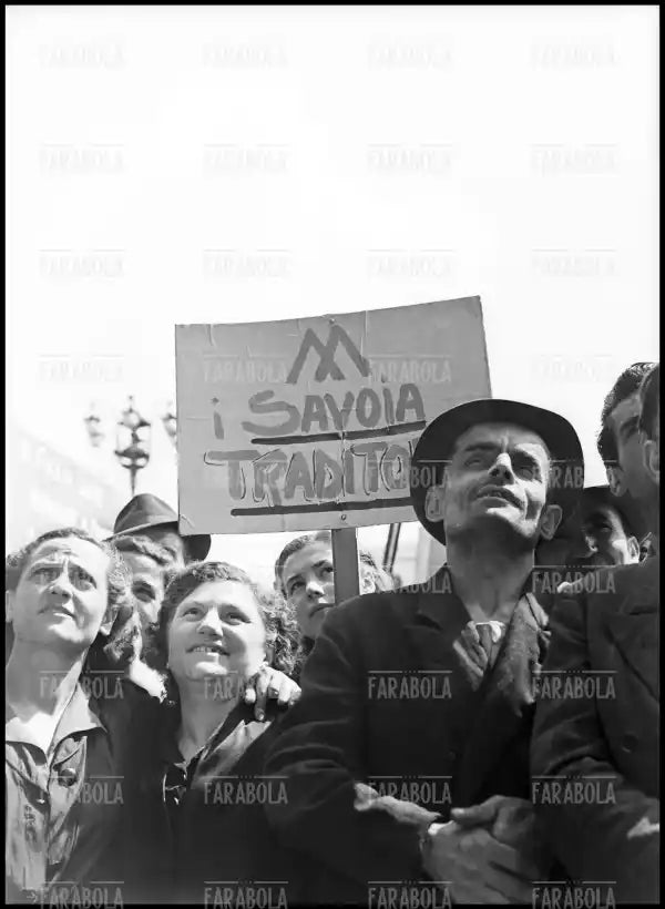 Manifestazione antimonarchica, Milano, 1946