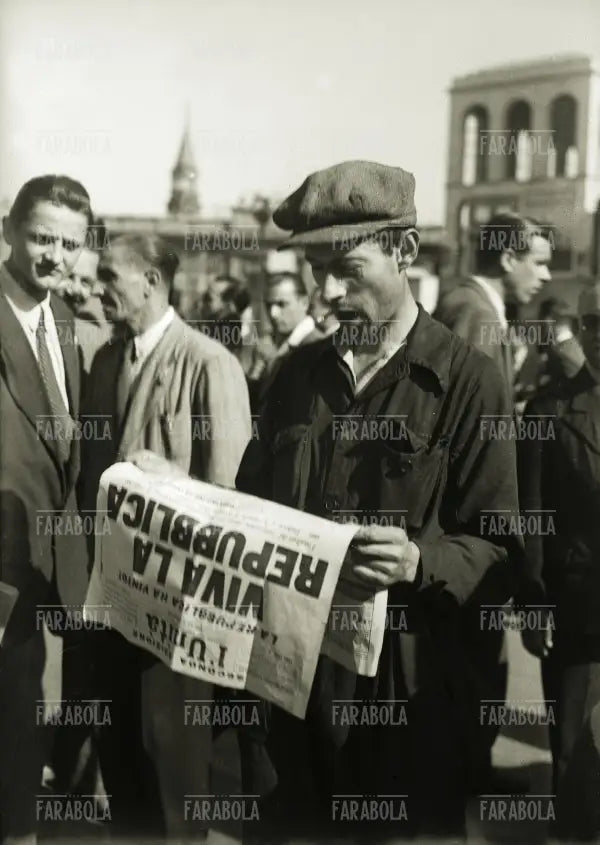 Edizioni straordinarie dei quotidiani per il referendum Istituzionale, Milano, 1946