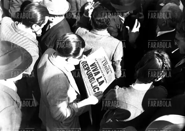 Edizioni straordinarie dei quotidiani per il referendum Istituzionale, Milano, 1946
