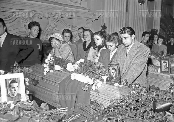 Ossola, Operto e Rigamonti alla camera ardente del Grande Torino, 1949